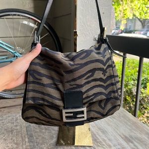 Authentic Rare Fendi Mamma Baguette Tiger Print Bag 🐅